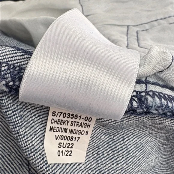 GAP Cheeky Straight High Rise Size 29/8R medium blue jeans - Picture 14 of 14